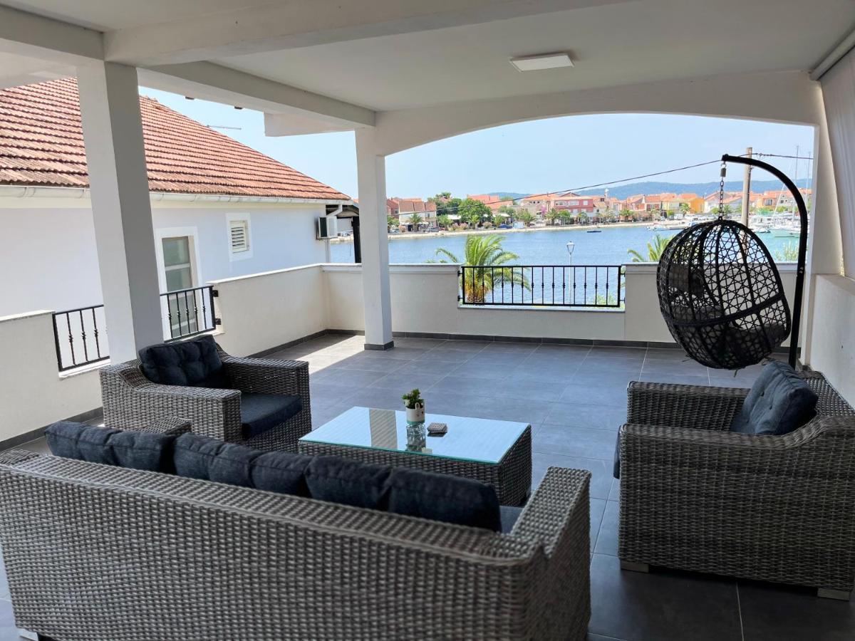 Apartment Leona & Doris بيبينيا المظهر الخارجي الصورة