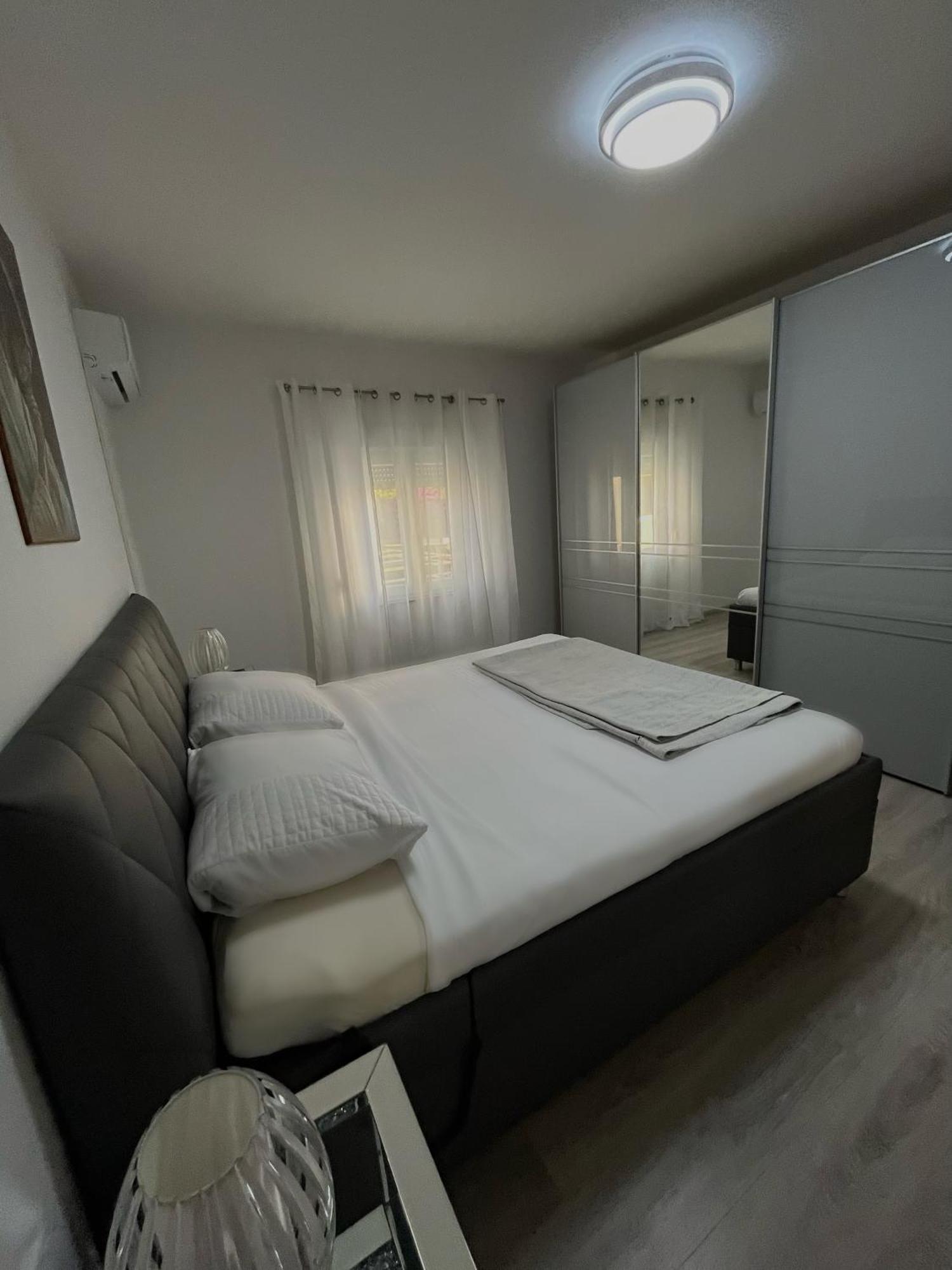 Apartment Leona & Doris بيبينيا المظهر الخارجي الصورة