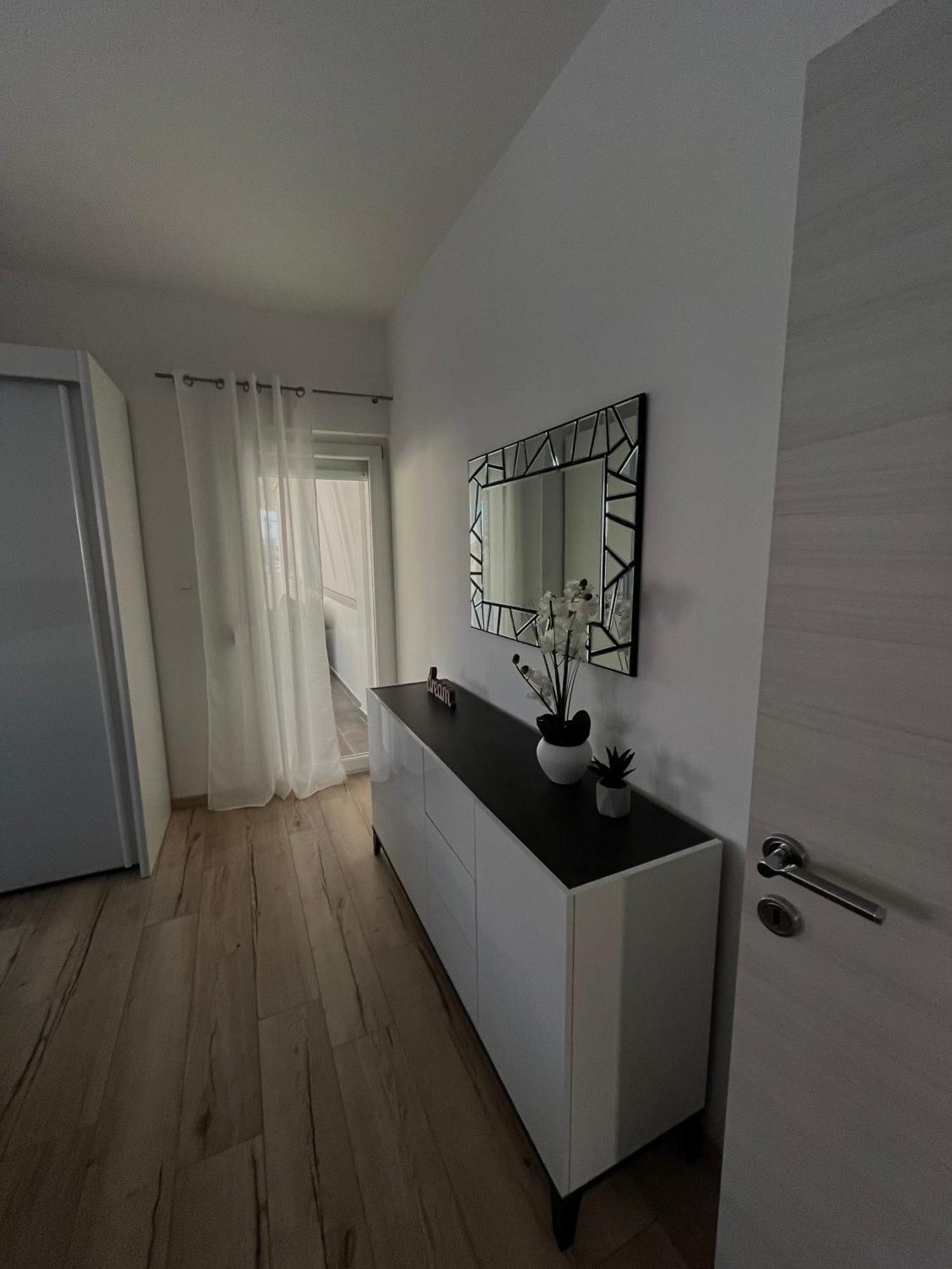 Apartment Leona & Doris بيبينيا المظهر الخارجي الصورة